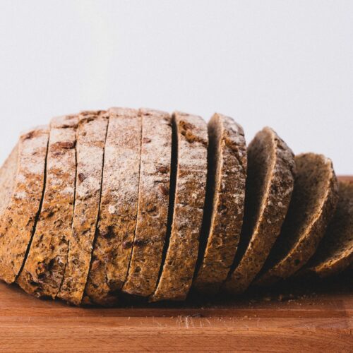 Chleb – jeść, czy nie jeść? Wolisz ciemne czy jasne pieczywo?